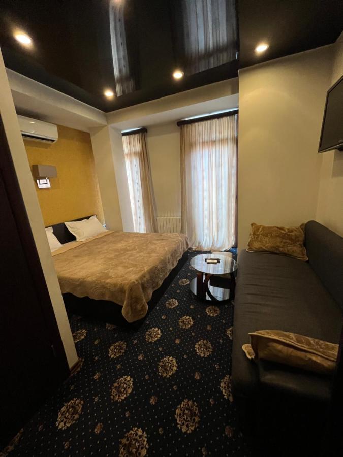 Hotel New Royal Tbilisi Ngoại thất bức ảnh
