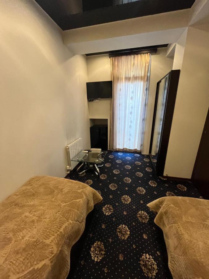 Hotel New Royal Tbilisi Ngoại thất bức ảnh