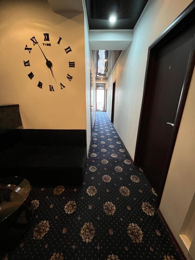 Hotel New Royal Tbilisi Ngoại thất bức ảnh