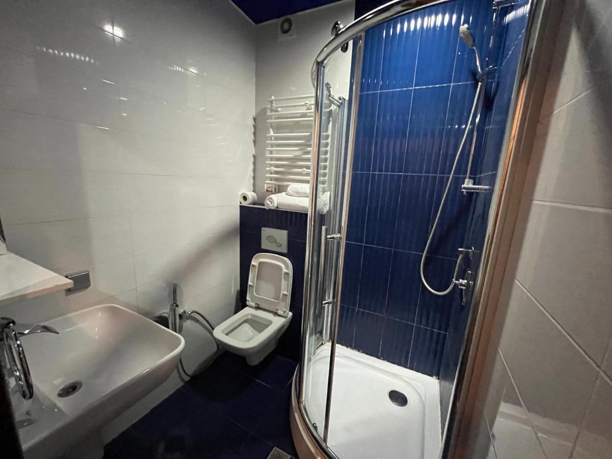 Hotel New Royal Tbilisi Ngoại thất bức ảnh