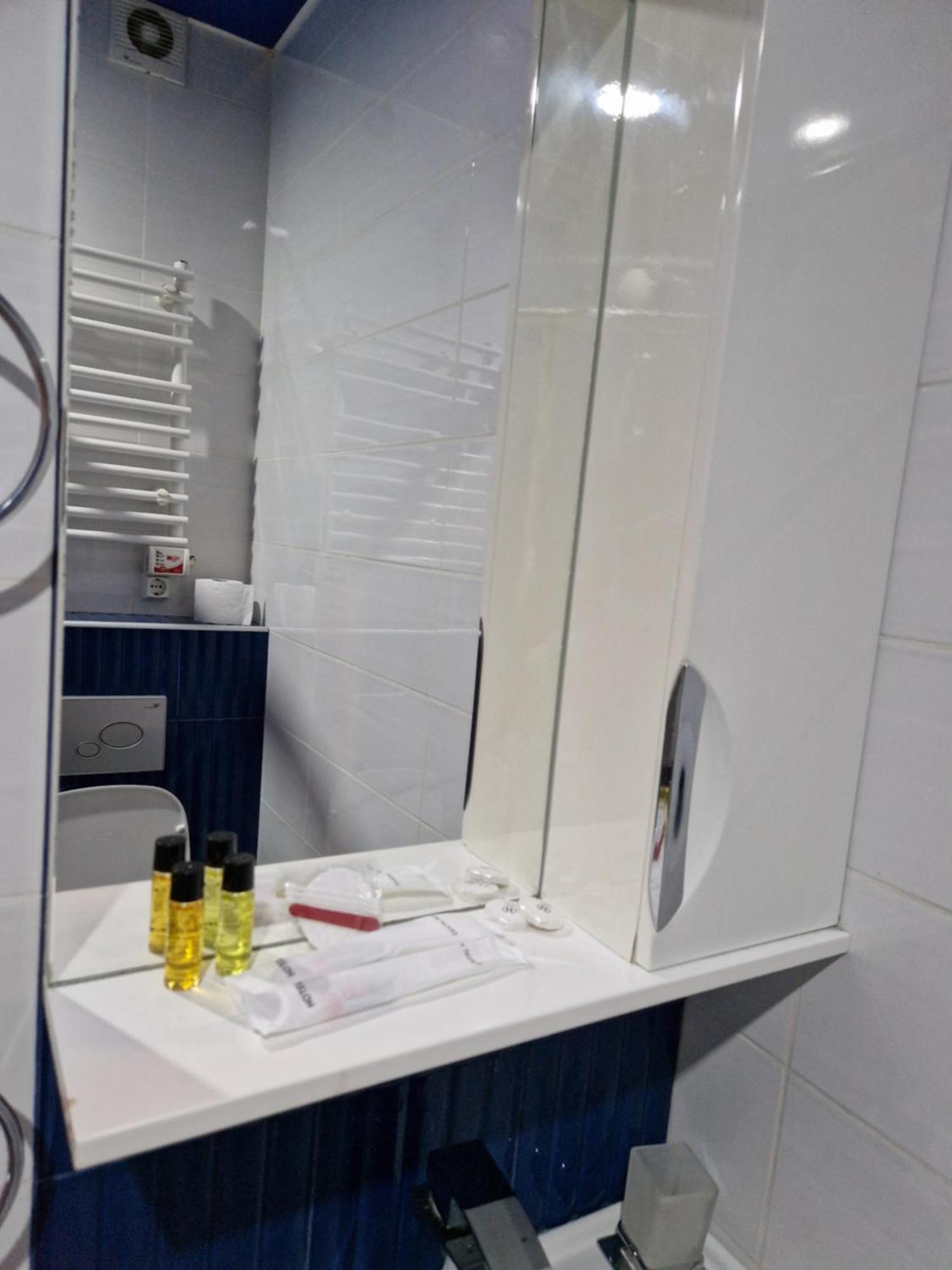 Hotel New Royal Tbilisi Ngoại thất bức ảnh