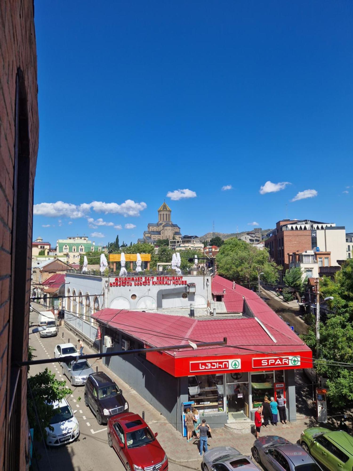 Hotel New Royal Tbilisi Ngoại thất bức ảnh