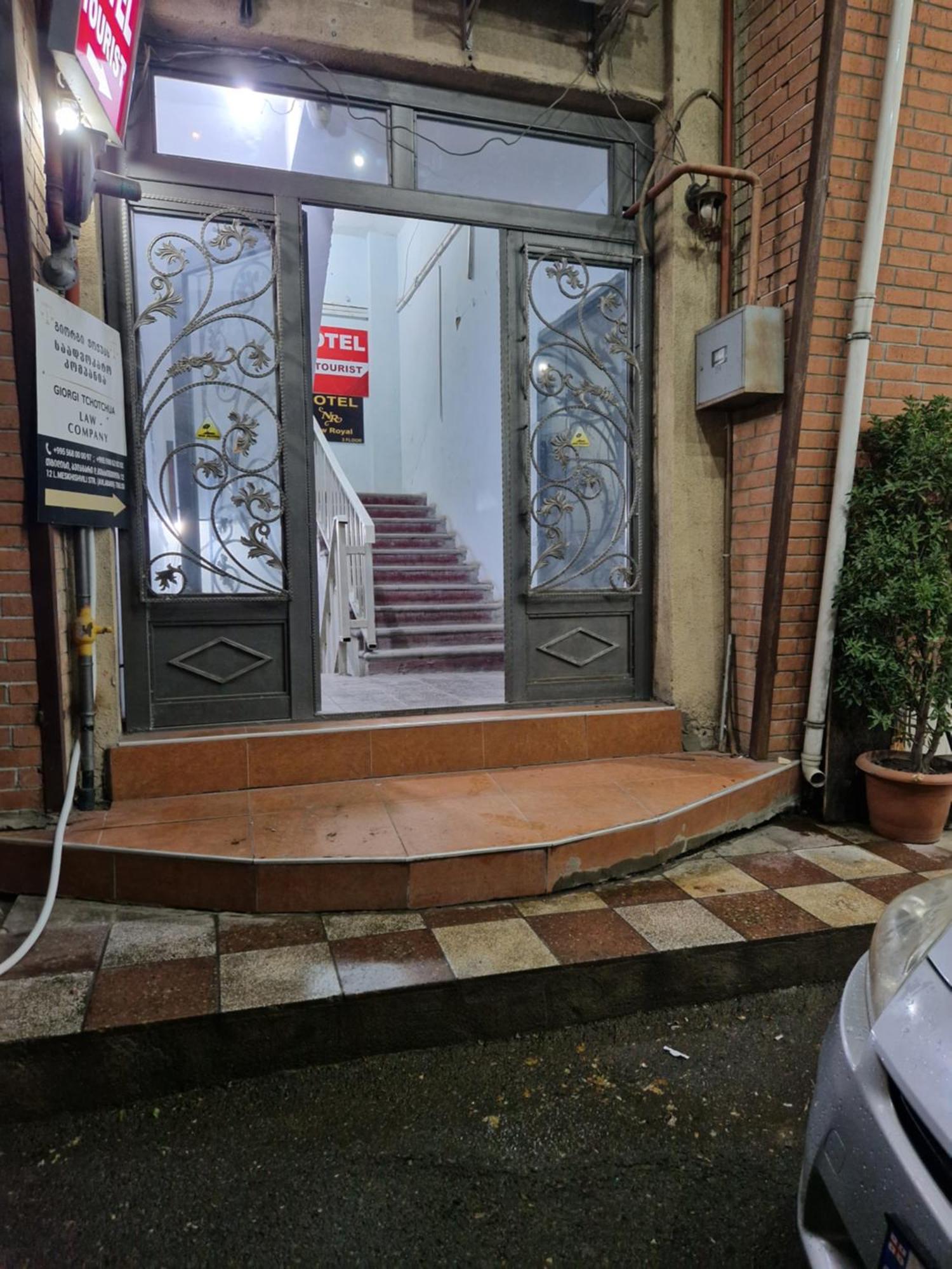 Hotel New Royal Tbilisi Ngoại thất bức ảnh